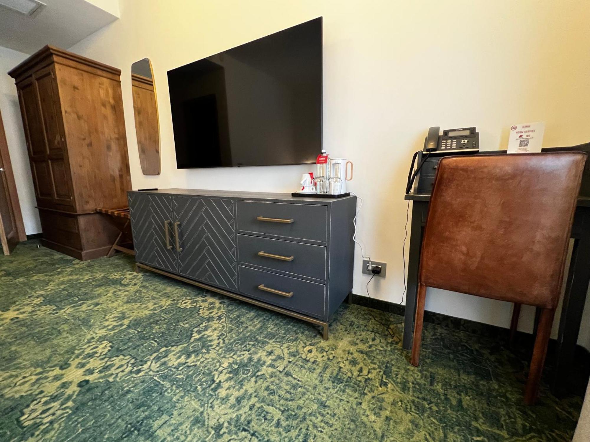 Отель La Boheme Boutique Casa Soare Бухарест Экстерьер фото
